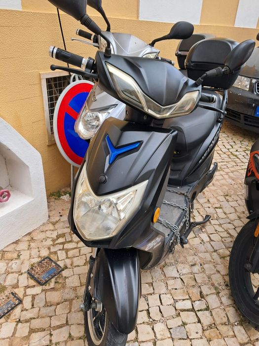 Mota elétrica em bom estado