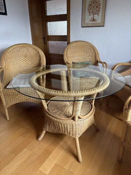Rattanowy zestaw ogrodowy - 4 krzesła + stół