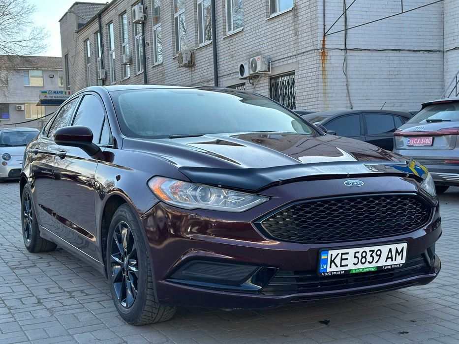 Автомобіль Форд Фьюжен