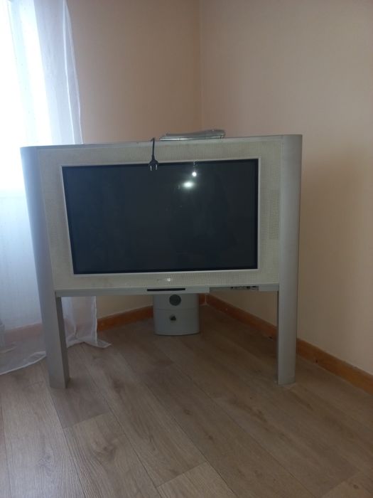 Меблі, шафа, триляж, сервант,телевізор