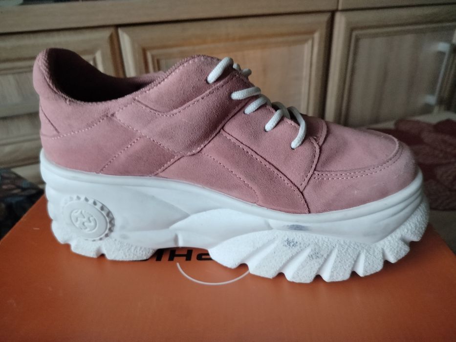 Buty  rozmiar 38