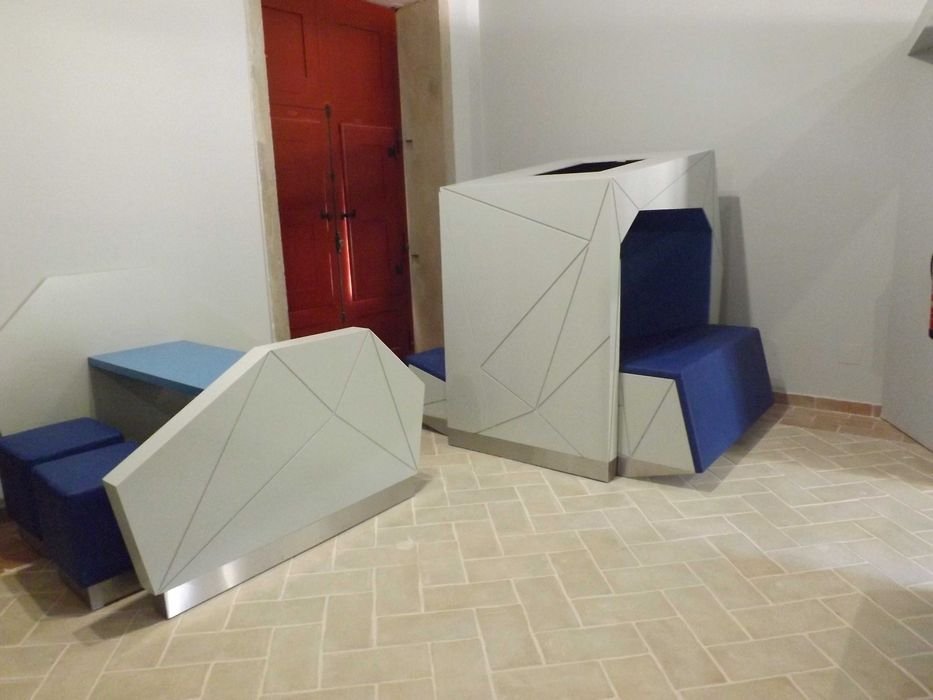 Móveis de Autor / Módulos para exposições, museus, centros educativos