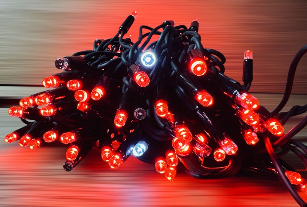 Світлодіодна гірлянда нитка 10 м 100 лед, сполучна, IP65,чорний провід