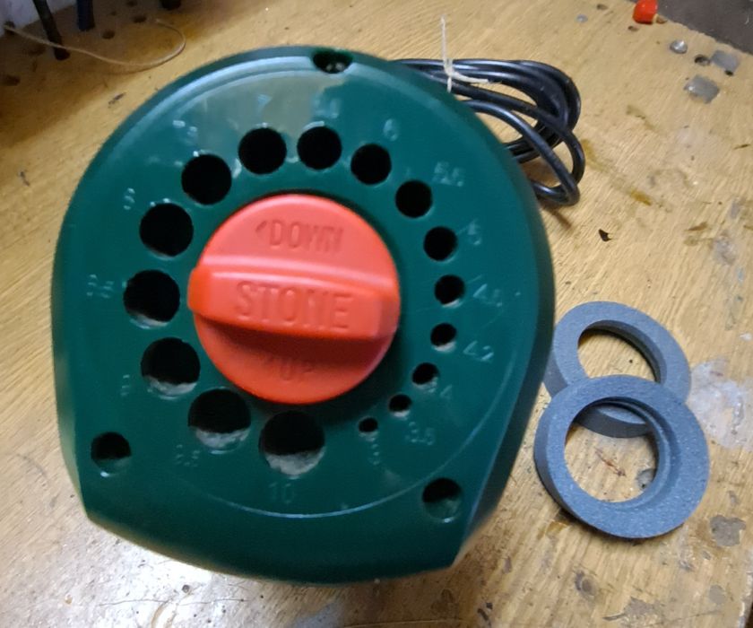 Vendo afiador de brocas elétrico