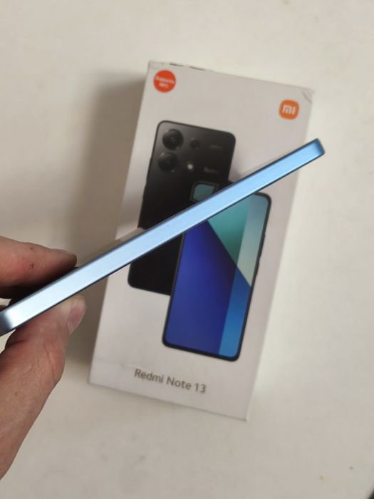 Продам Xiaomi Redmi Note 13 8/256