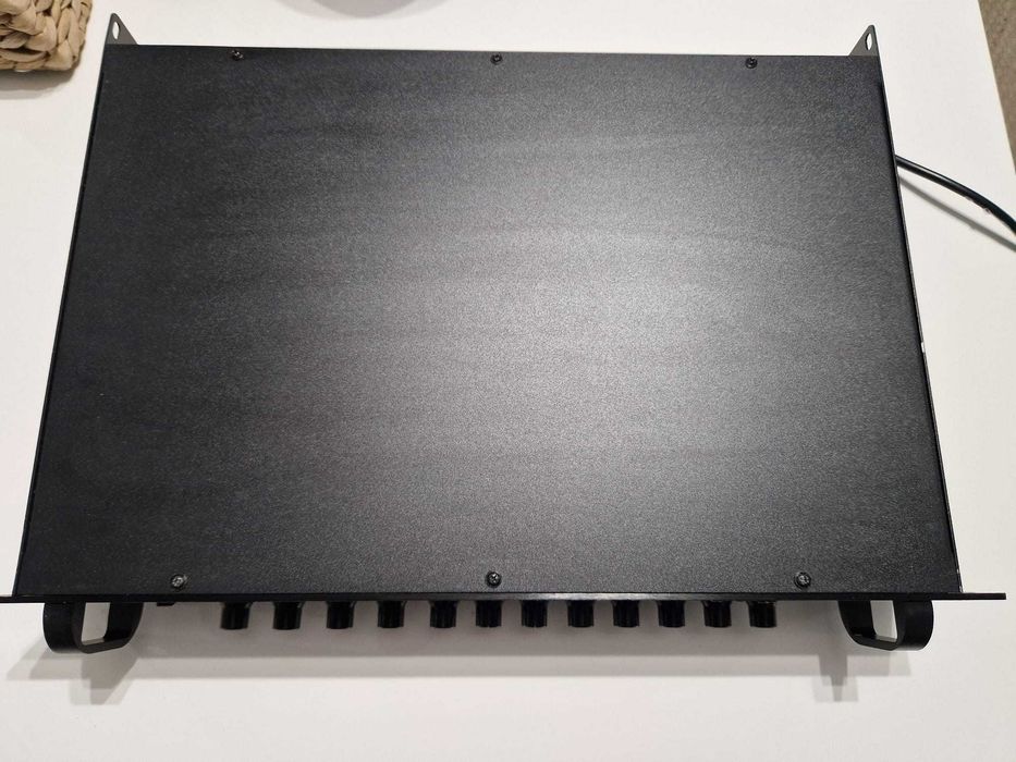 Tonsil WL-5360U – Wzmacniacz miksujący 5-strefowy 360W