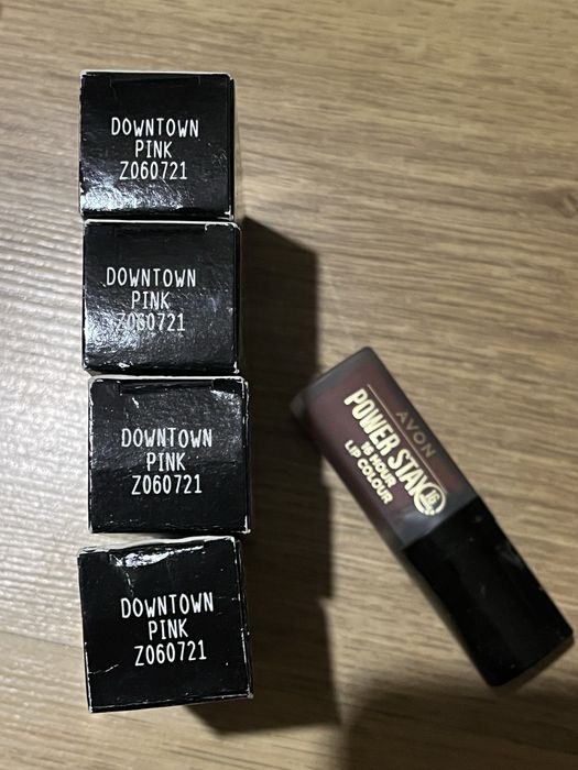 Avon szminka Power Stay Downtown Pink, zestaw 2 sztuk