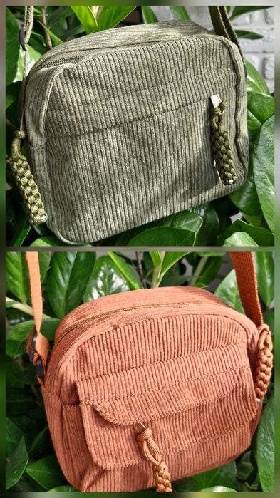 Маленька сумочка через плече з вельвету