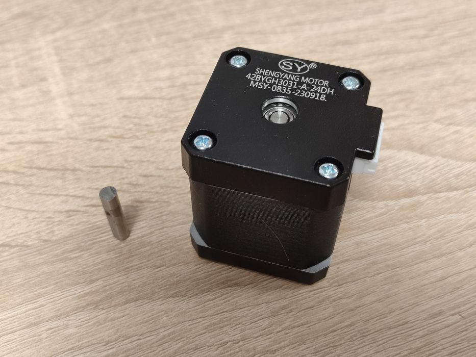 Na części zamienne silnik krokowy osi Y z drukarki 3D Sovol SV07 Plus
