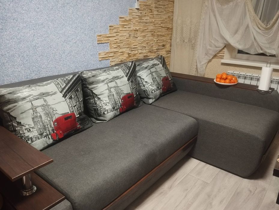 Продаю кутовий диван