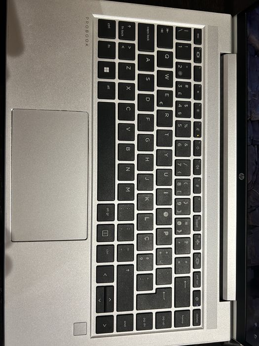 HP ProBook 445 G9 / Ryzen 7 5825U /8GB RAM / 256GB SSD- Bom estado
