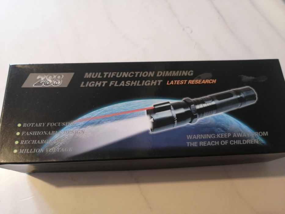 Latarka z paralizatorem + LASER model 288 odstraszacz ochrona MOCNA