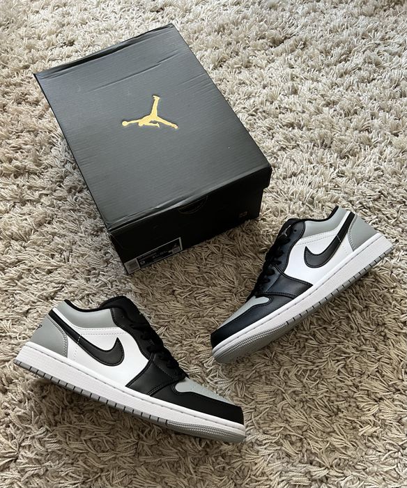 Кросівки Nike Air Jordan 1 Low Shadow Toe - 553558-052