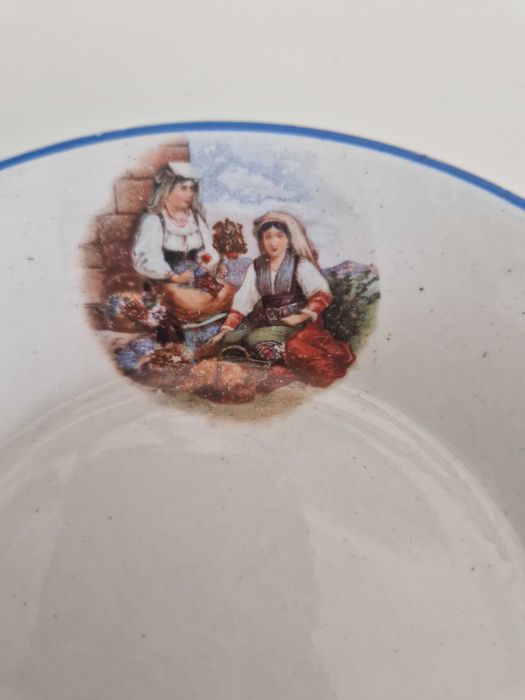 Conjunto 3 chávenas antigas - Fábrica de Loiça de Sacavém