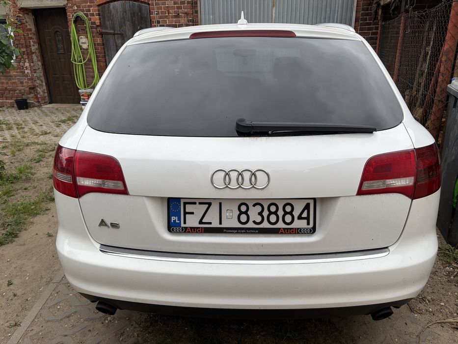 Audi A6 C6 2009 uszkodzona