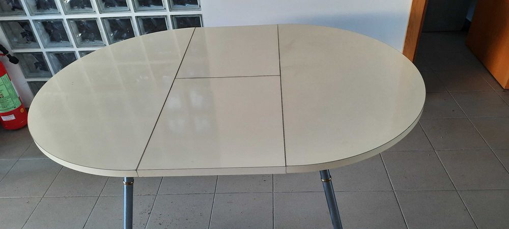 Mesa extensível de cozinha