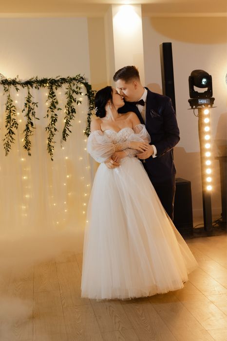 Suknia slubna z gorsetem