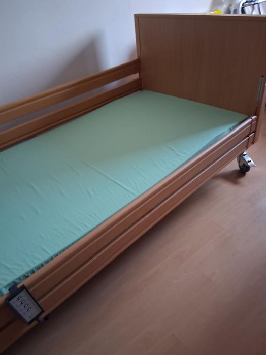 Łòżko rehabilitacyjne NOWE!!