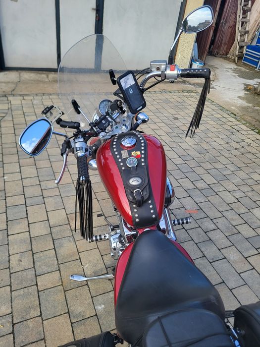 Honda shadow 600 vlx wersja USA ubrany w kufry rok 2003