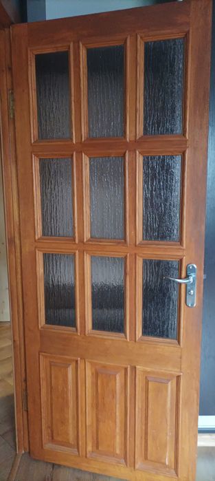 Продам дубові двері