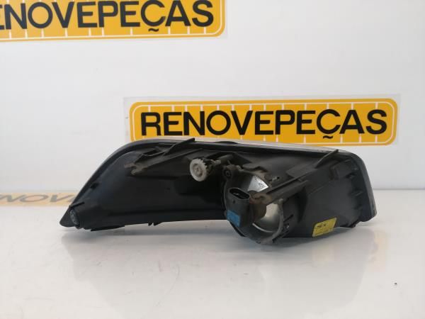 Farol nevoeiro frente direito FORD Mondeo IV (BA7)