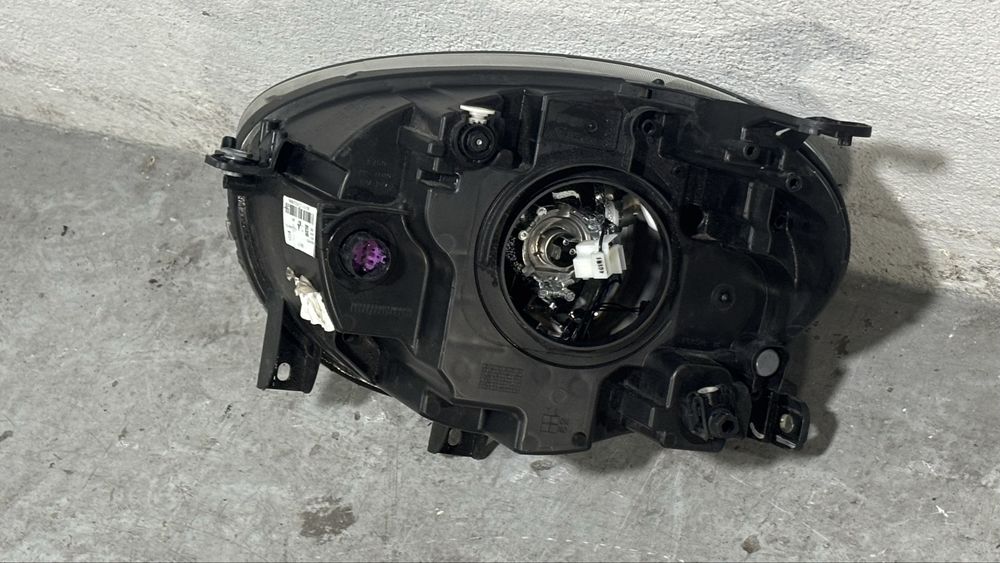 Farol dianteiro direito original Fiat 500X – Halogéneo H4 – Mopar / Magneti Marelli