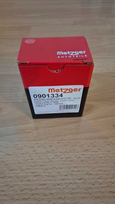 Czujnik położenia pedału sprzęgła Opel Astra K V Mokka Insignia