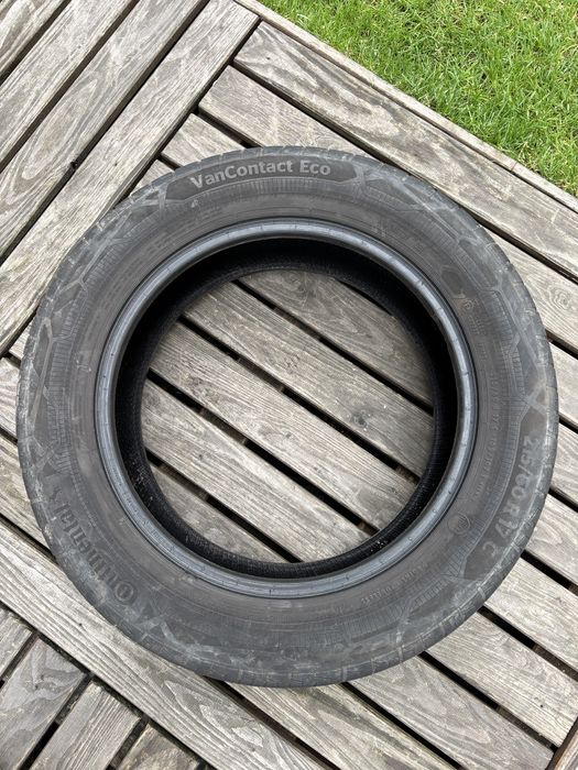 Komplet Opony Letnie Continental VanContact Eco 215/60 R17 C – Zestaw