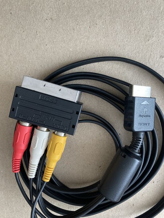 Przewód połączeniowy Sony PlayStation RCA/EURO