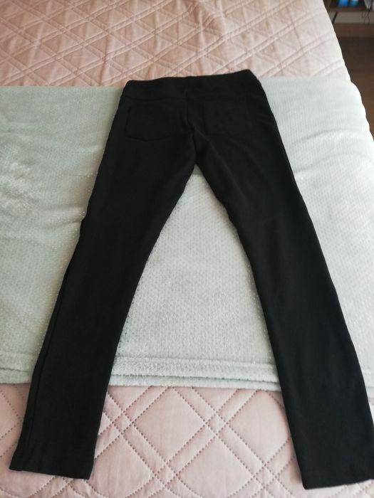 Leggings preto com joalheiras