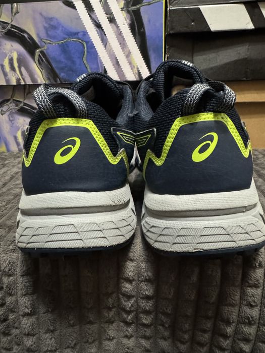 Кросівки чоловічі Asics Gel-Venture 8 46(30см) оригінал