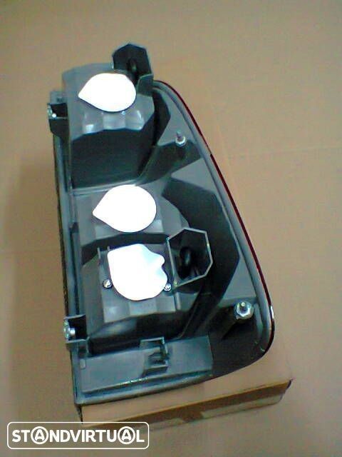 farolins stop toyota hilux 2011-