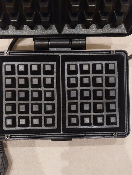 Gofrownica Clatronic