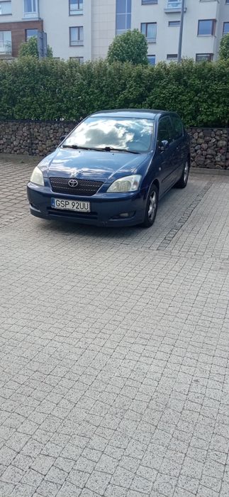 Toyota Corolla (E12U) TS Sport. 2003 rok.