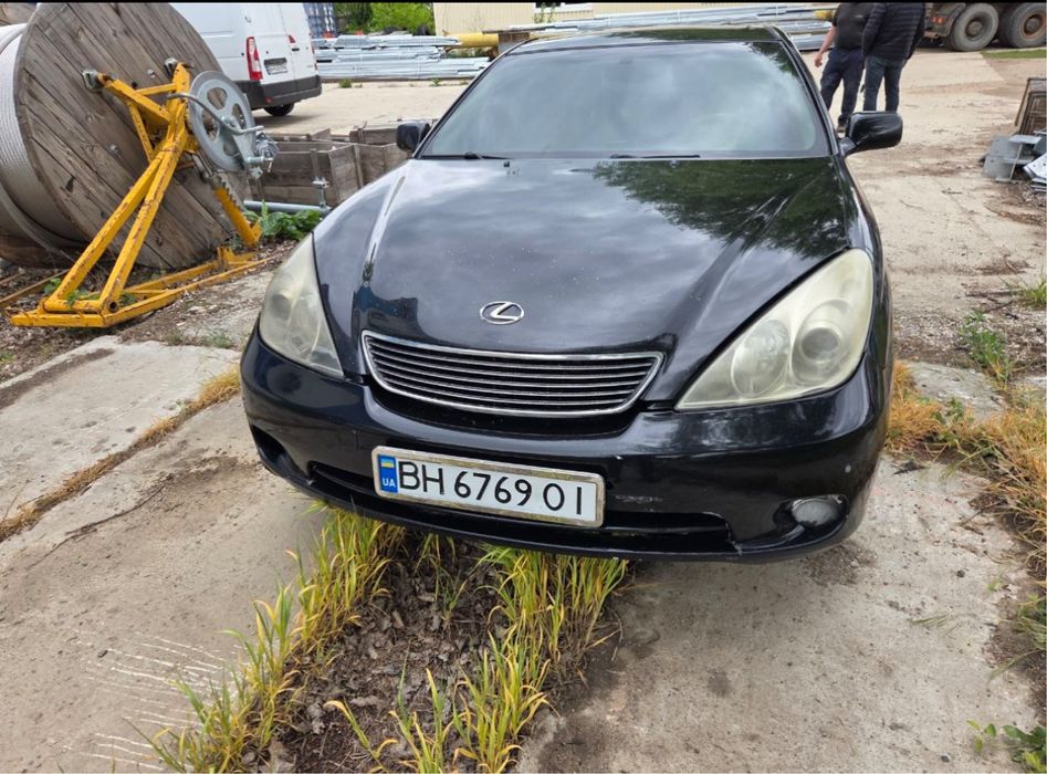 Продам Lexus E300 3.0