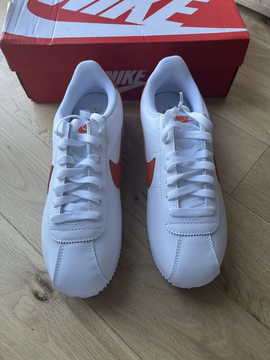 Buty Nike Cortez pomaranczowo biale