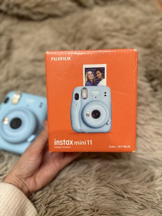 Продам Фотоаппарат Fujifilm Instax Mini 11 (Sky Blue)