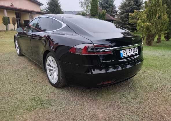Бампер Tesla Model S Розборка Тесла Модел С розбір Tesla model S