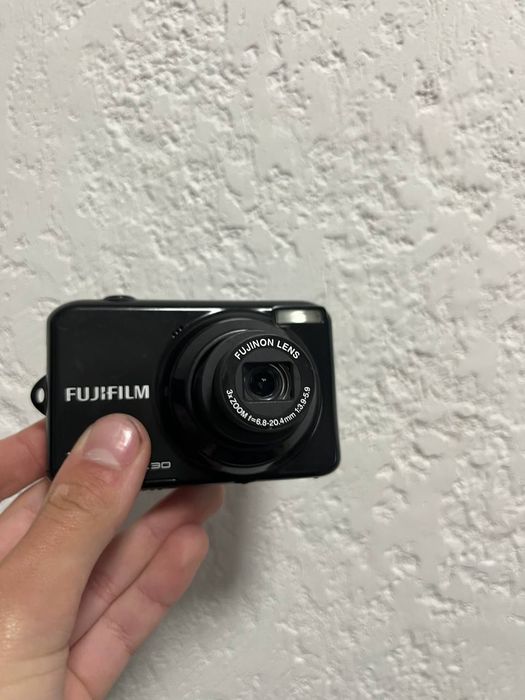Мильниця Цифровий фотоапарат Fujifilm finepix l30