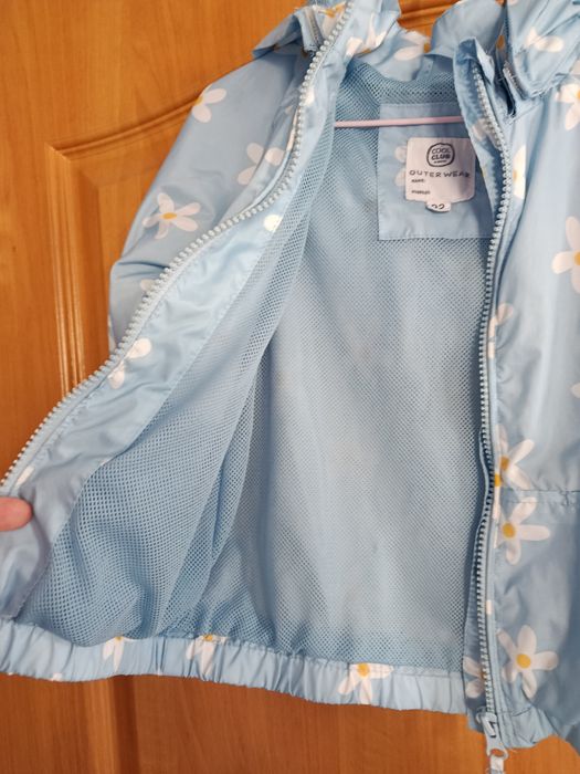 Cienka kurtka dziewczęca