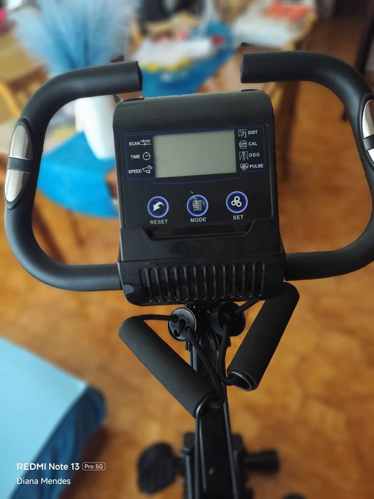 Bicicleta de ginástica
