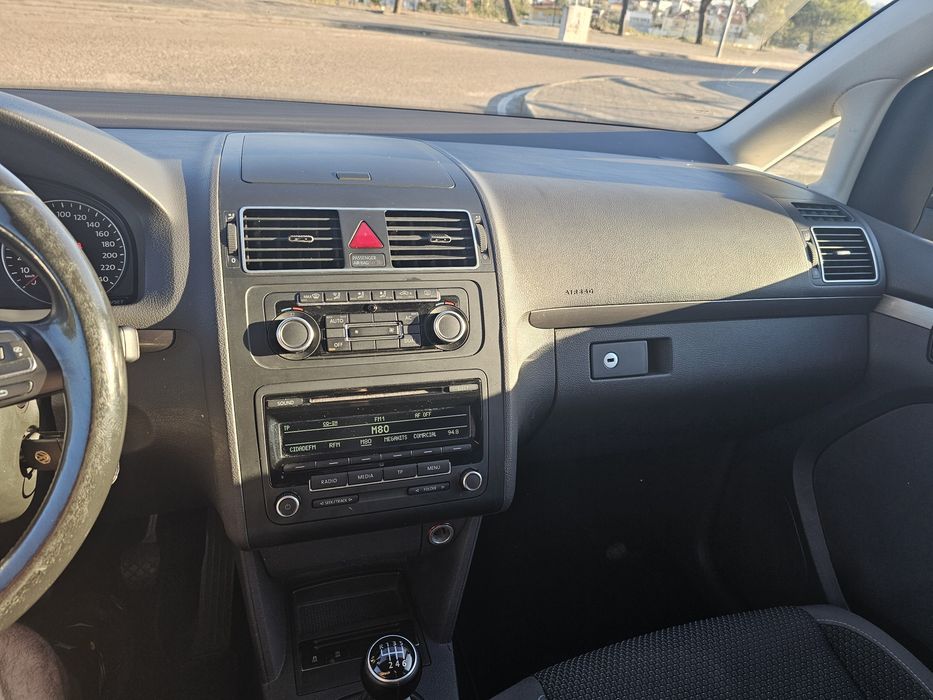 Vw Touran 1.6 Diesel - 7 Lugares