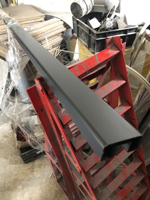 Poręcze aluminiowe Poręcz aluminiowa na schody 300 x6 x 2.5 cm pochwyt