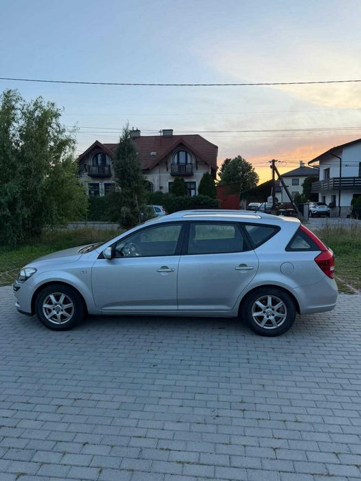 Samochody Kia cee'd