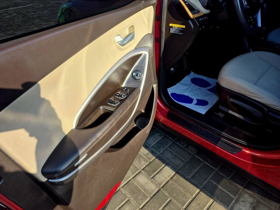 Продам Hyundai Santa FE 2015 года