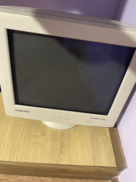 Старий монітор,повністю робочий