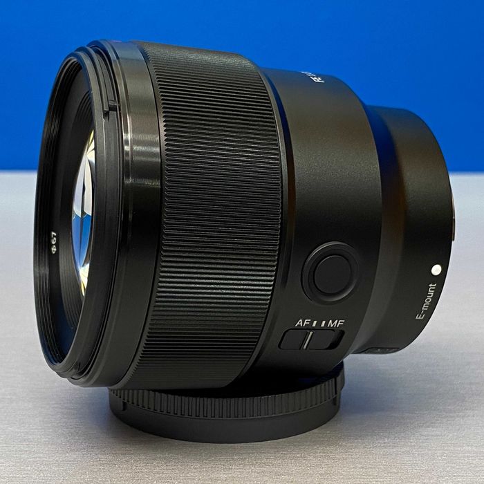 Sony FE 85mm f/1.8