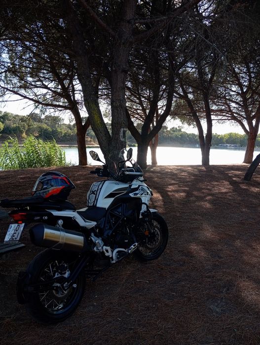 Benelli 502x ano 2022