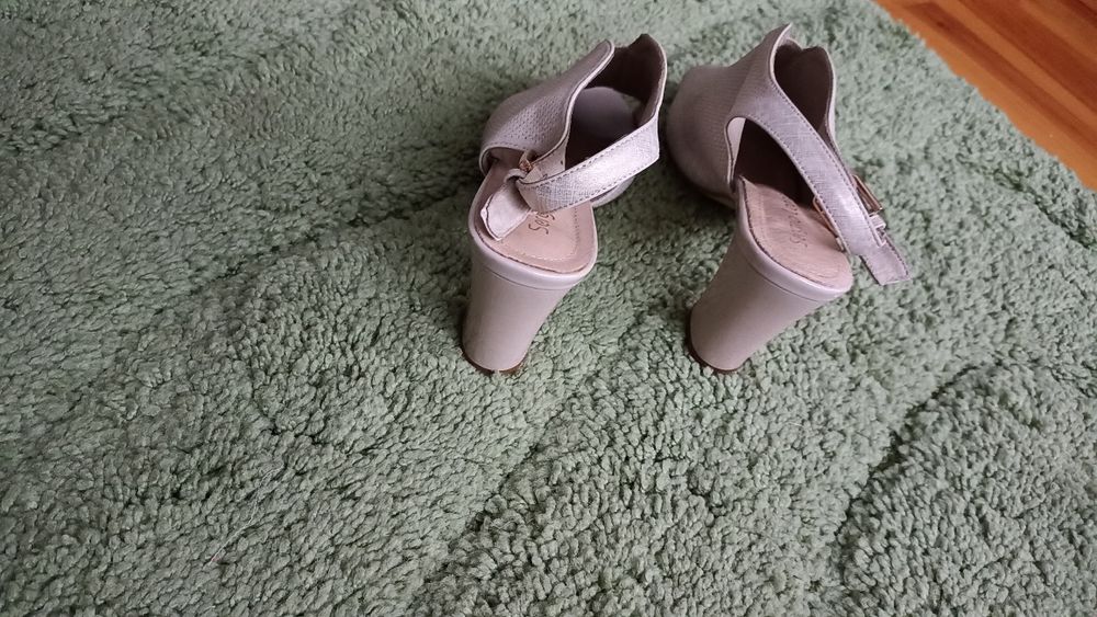 Pantofle letnie na szeroką stopę rozmiar 39