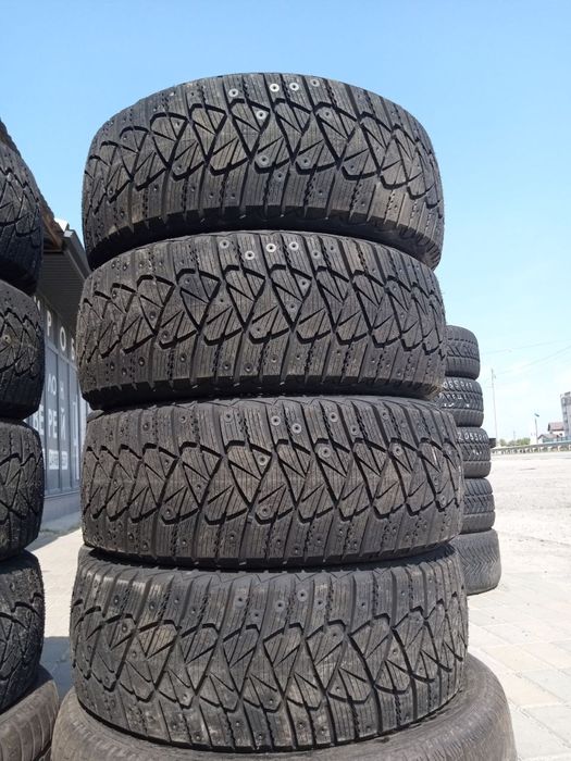 Шини нові 215/55/16 зимові Goodyear;Польша 24 рік;Резина R16 нова